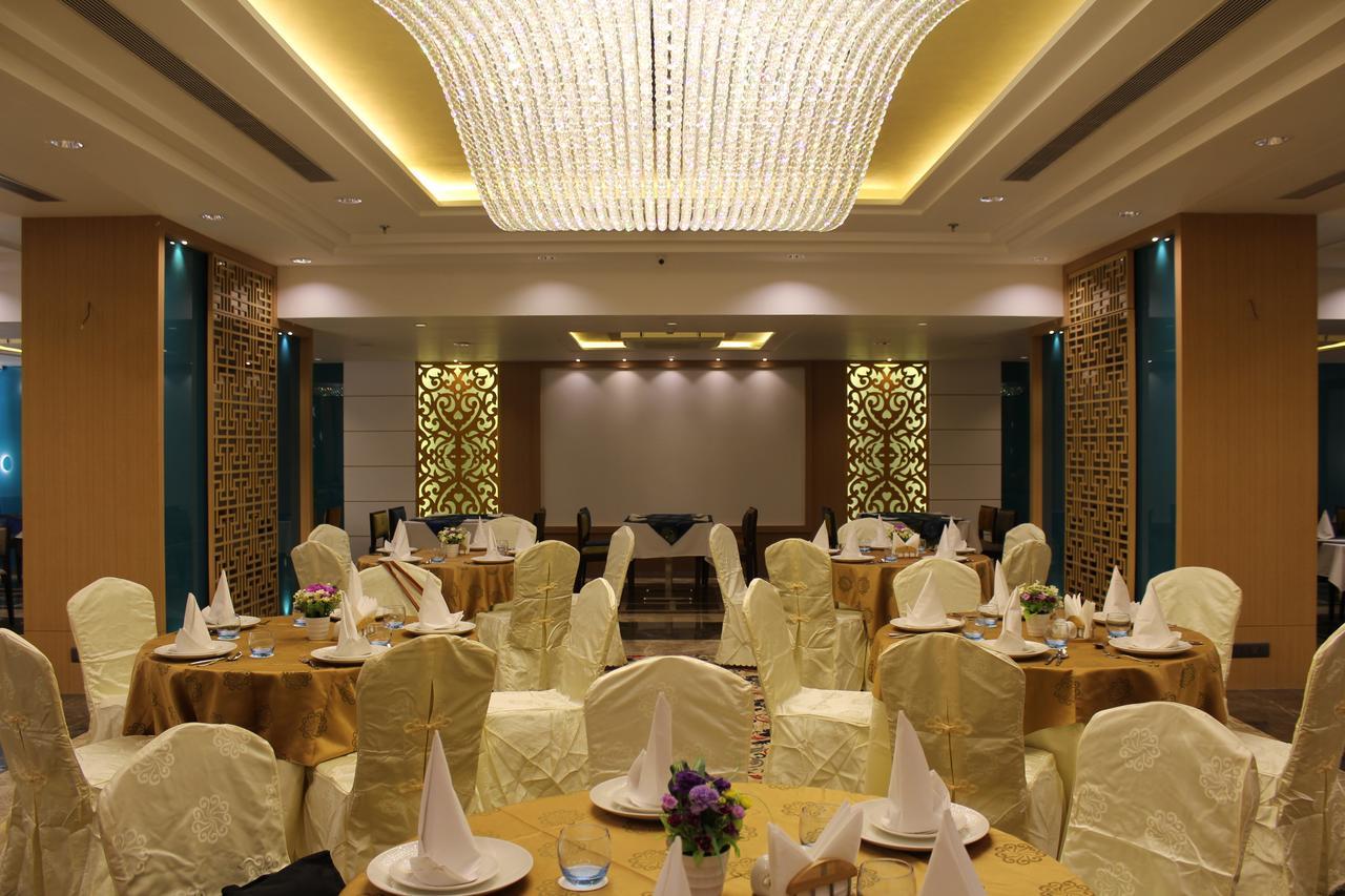 Skk Blu Hotel & Spa Udaipur Ngoại thất bức ảnh