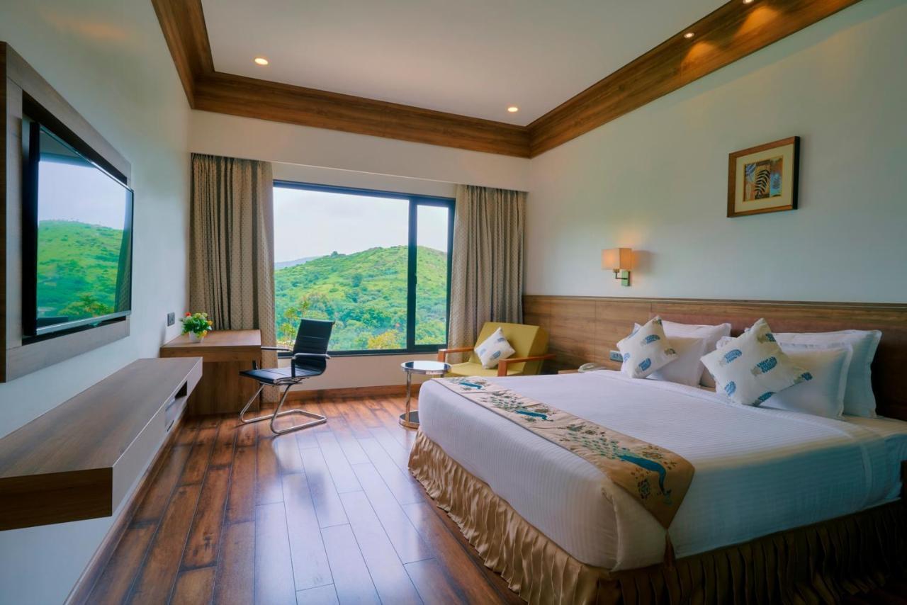 Skk Blu Hotel & Spa Udaipur Ngoại thất bức ảnh