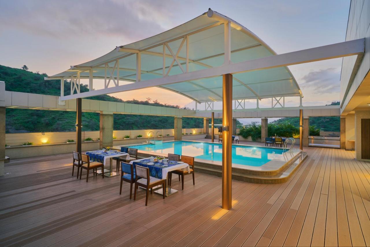 Skk Blu Hotel & Spa Udaipur Ngoại thất bức ảnh