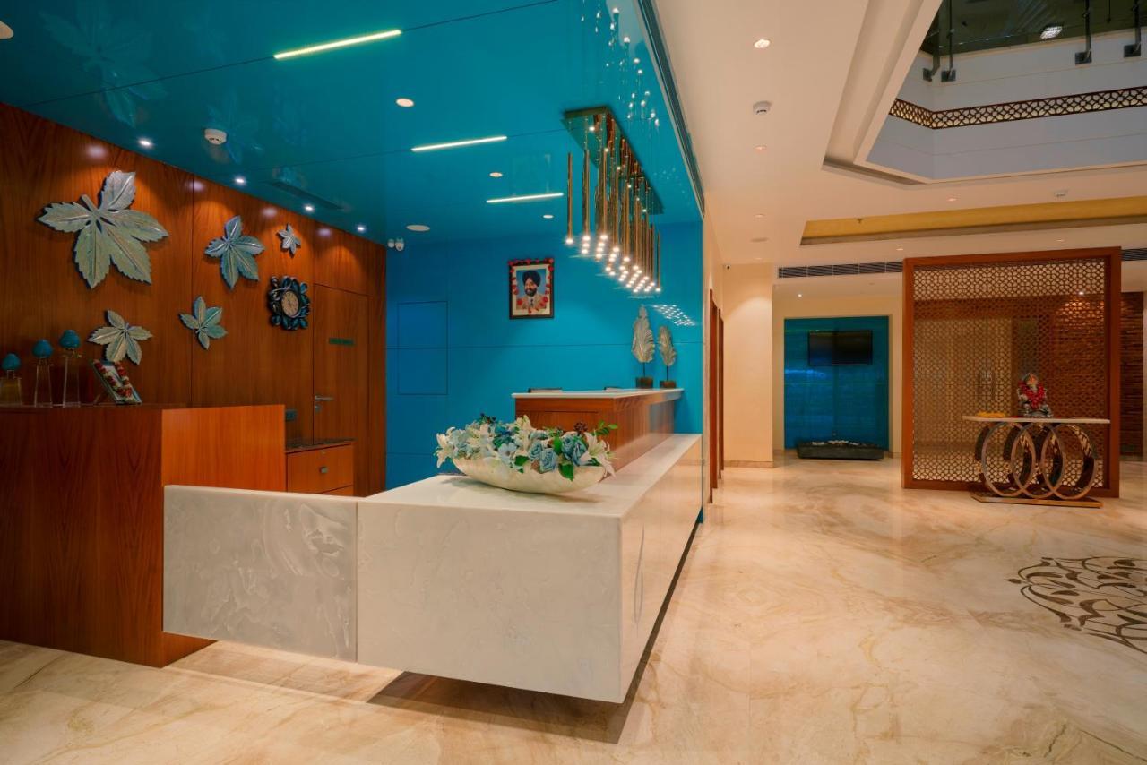 Skk Blu Hotel & Spa Udaipur Ngoại thất bức ảnh